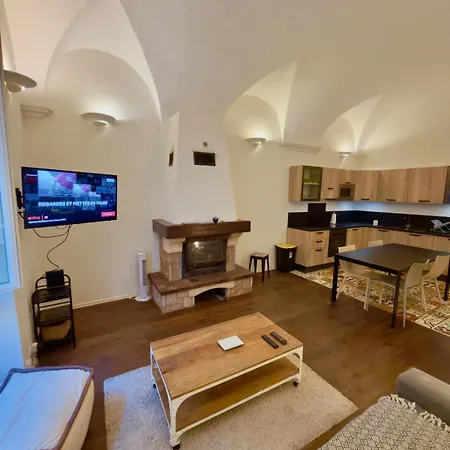 Grand Au Coeur De La Citadelle Apartment *