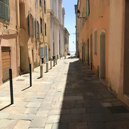 Grand Au Coeur De La Citadelle Apartment