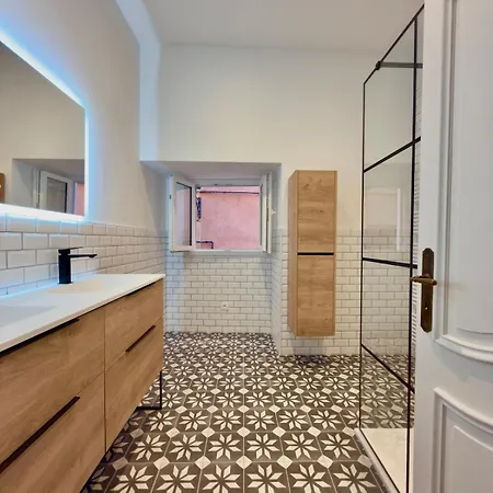 Apartment Grand Au Coeur De La Citadelle